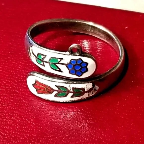 Vintage Jewelry - Vintage Sterling Silver Cloisonné Floral ring Thailand size 6
